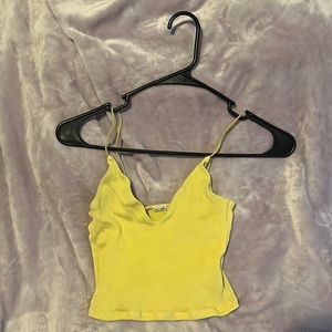 Simple yellow ribbed cropped tank top